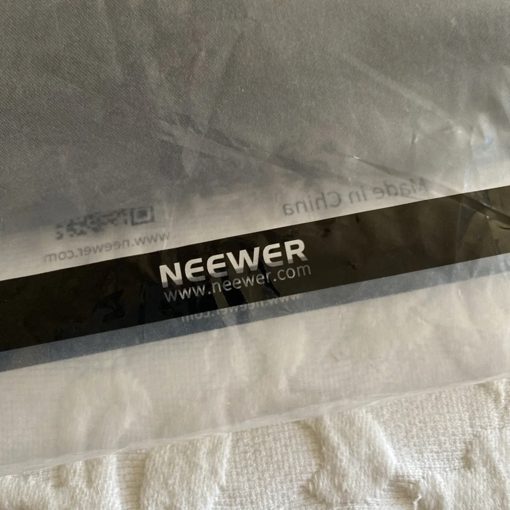 Neewer 6 x 9ft Photo Studio 100% Pure Polyester Collapsible Backdrop Grey